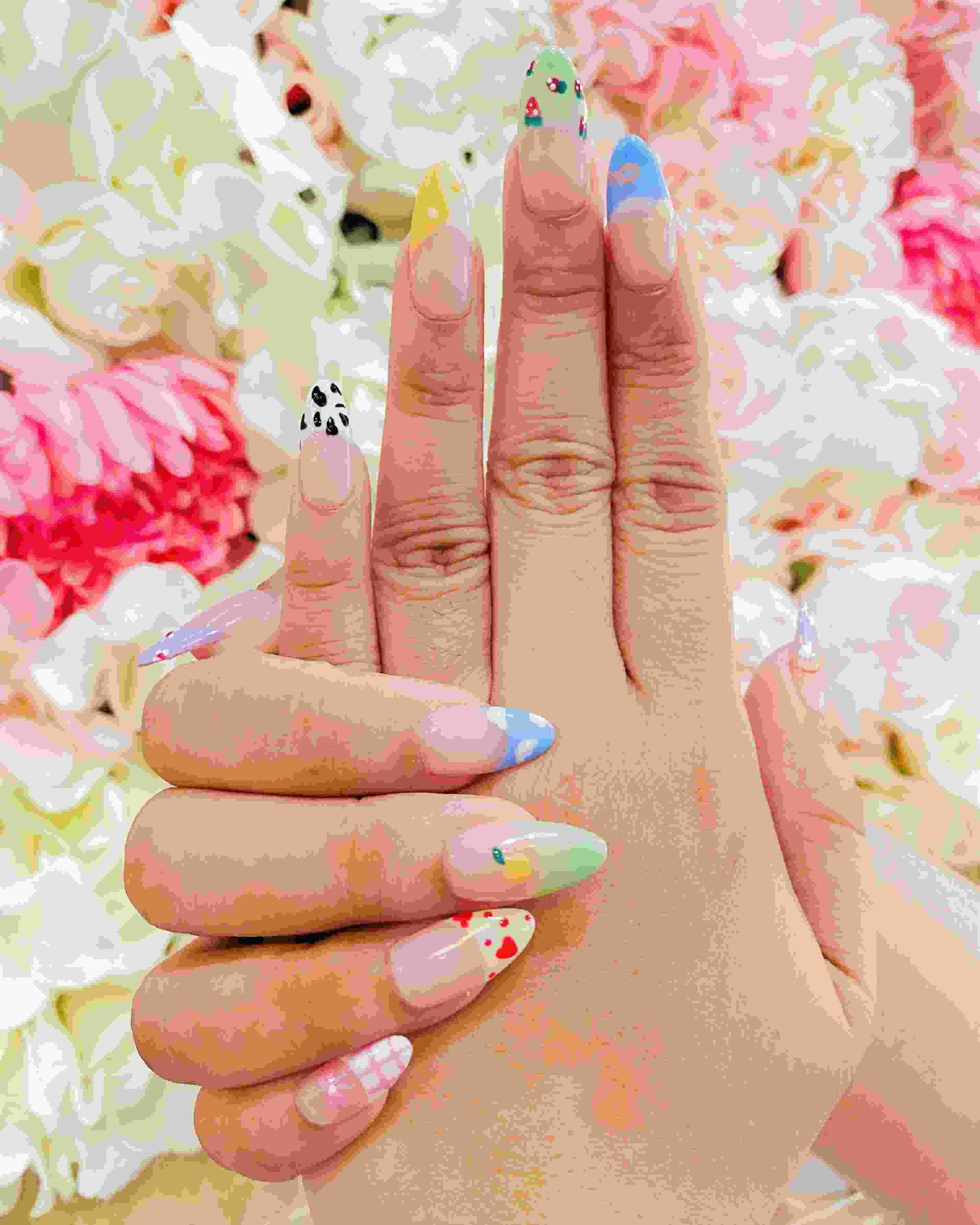 Nail art from the T&L Nails Instagram