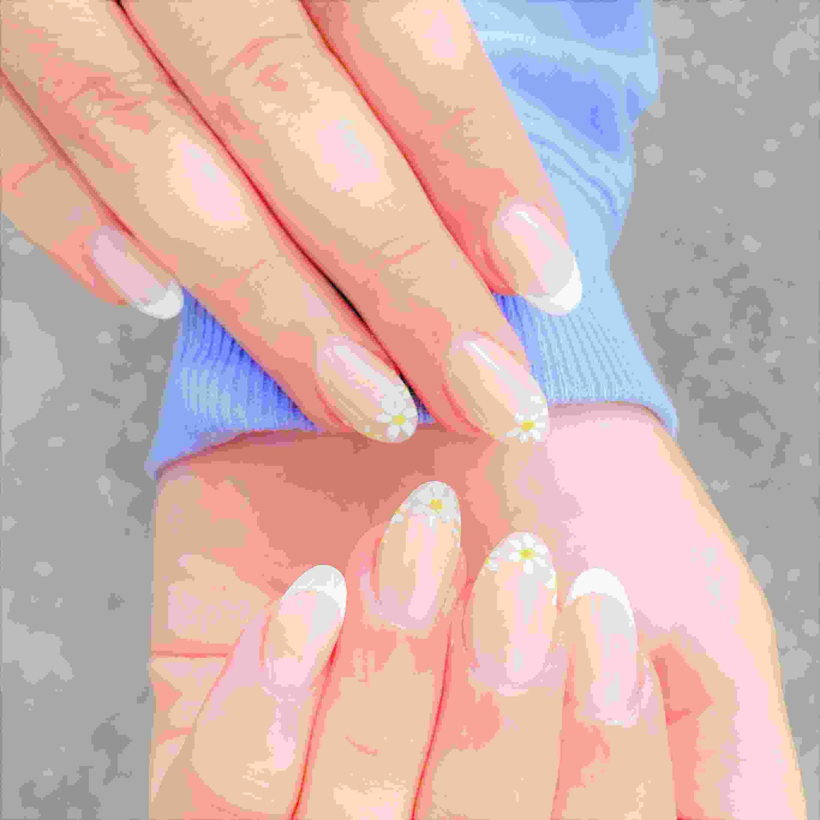 Nail art from the T&L Nails Instagram