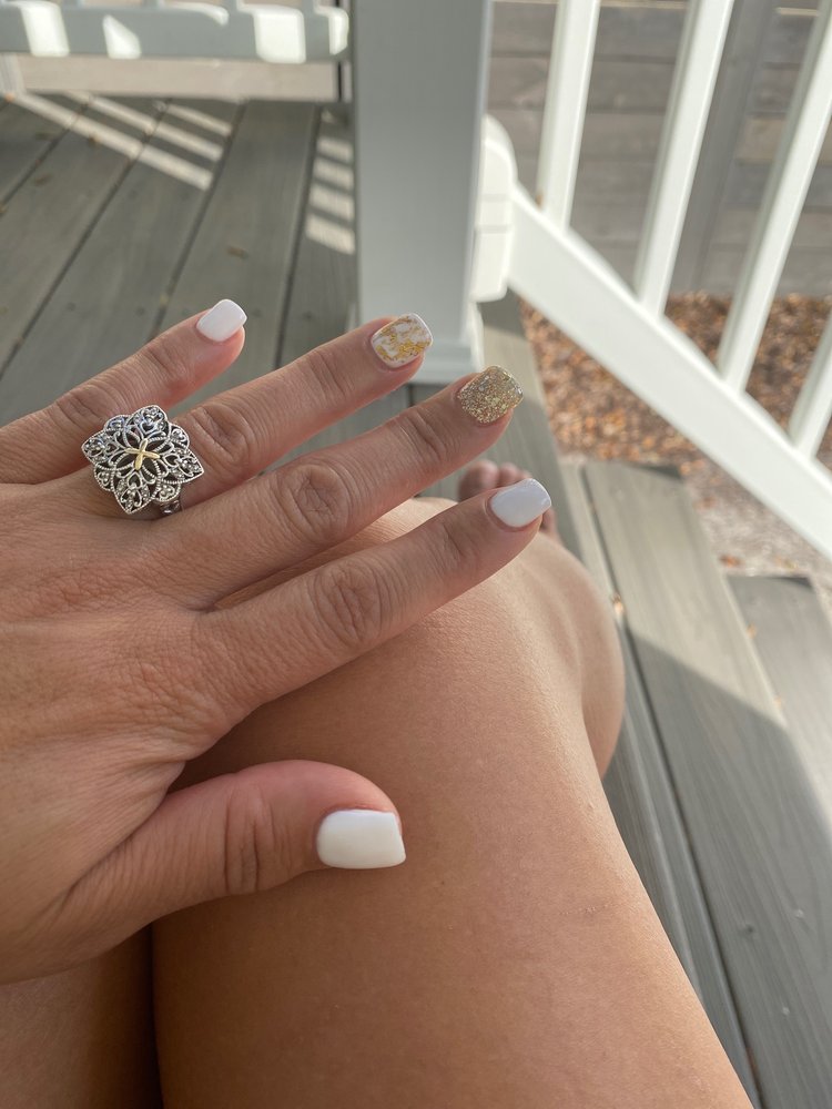 Inside the T&L Nails salon